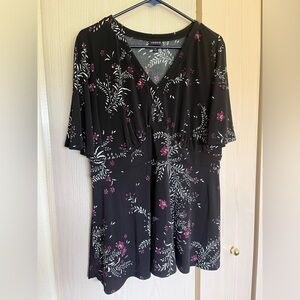 Torrid size 1 dress top. NWOT, only worn once.